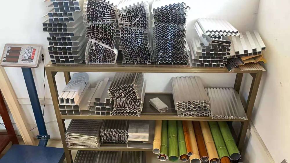 新型竹铝方管装饰材料引领绿色建筑新趋势 金属制造与环保理念的完美融合